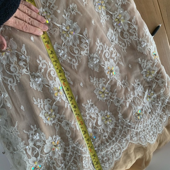 Sherri hill corseted white/ champagne gown - Picture 13 of 15